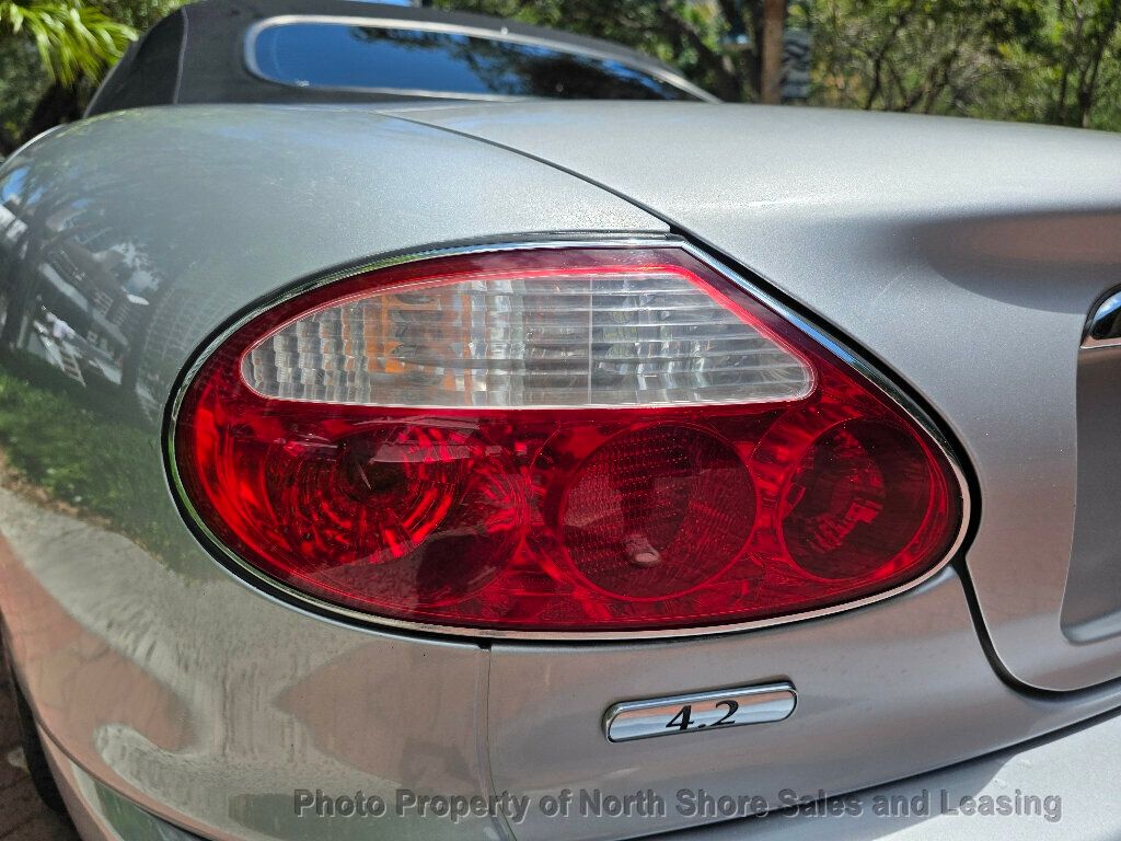 2005 Jaguar XK8 2dr Convertible XK8 - 23017649 - 11