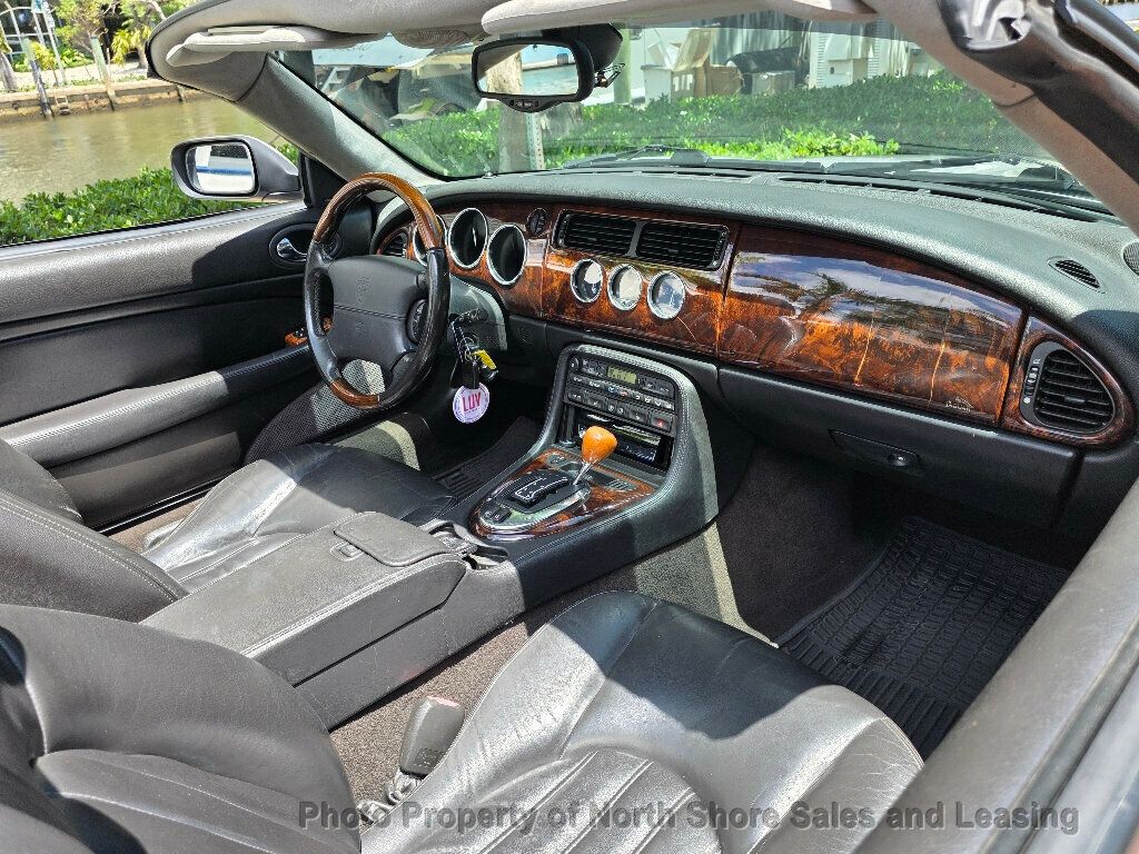 2005 Jaguar XK8 2dr Convertible XK8 - 23017649 - 24