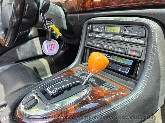 2005 Jaguar XK8 2dr Convertible XK8 - 23017649 - 31