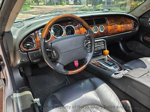 2005 Jaguar XK8 2dr Convertible XK8 - 23017649 - 41