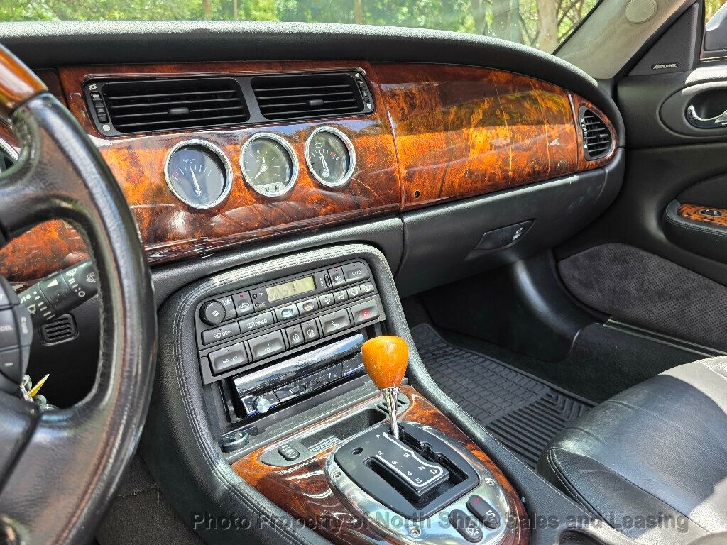 2005 Jaguar XK8 2dr Convertible XK8 - 23017649 - 42