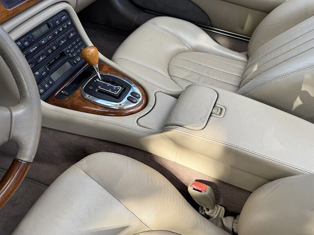 2005 Jaguar XK8 2dr Convertible XK8 Clean Carfax Florida Car - 22867412 - 24