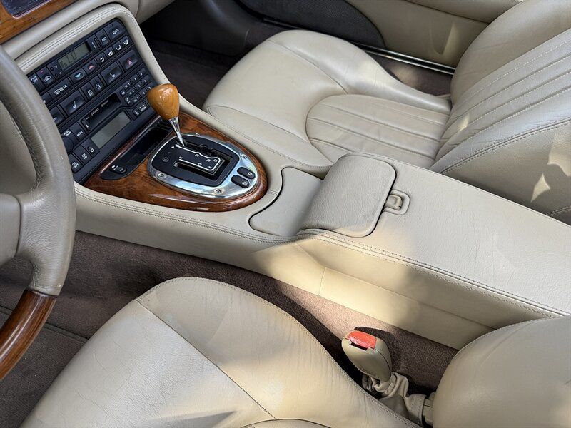 2005 Jaguar XK8 2dr Convertible XK8 Clean Carfax Florida Car - 22867412 - 24