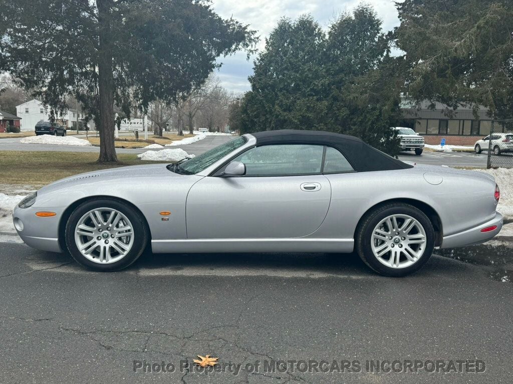 2005 Jaguar XK8 2dr Convertible XKR - 22787179 - 0