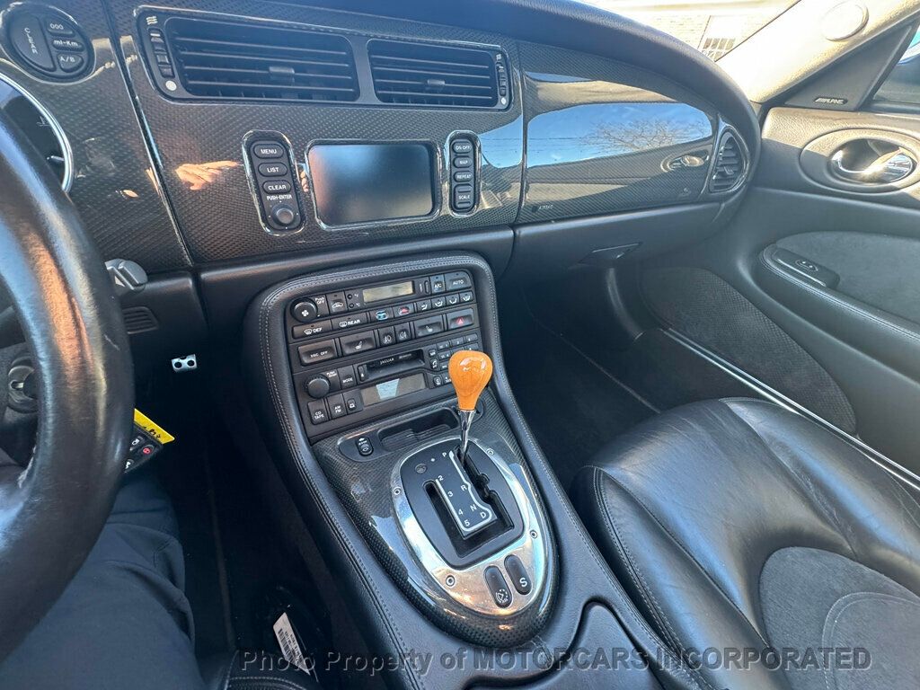 2005 Jaguar XK8 HARD TO FIND CARBON FIBER EDITION!  - 22973156 - 12