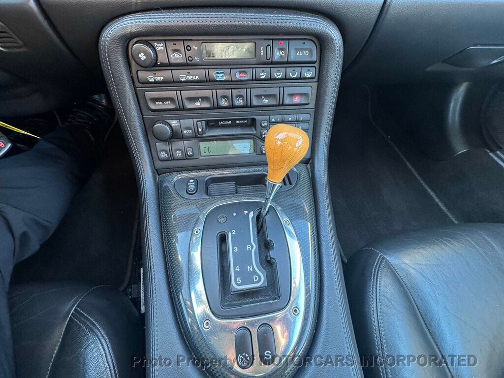 2005 Jaguar XK8 HARD TO FIND CARBON FIBER EDITION!  - 22973156 - 14