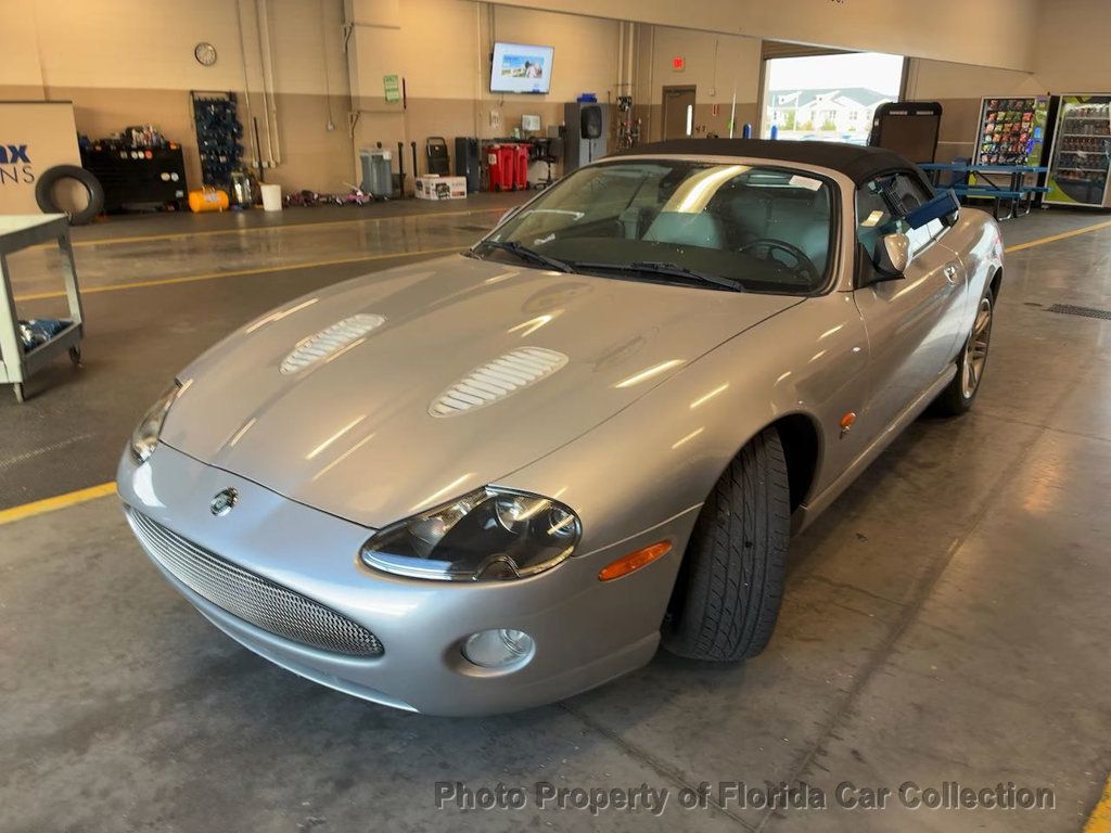 2005 Jaguar XK8 XKR Convertible 4.2L Supercharged - 22957397 - 0
