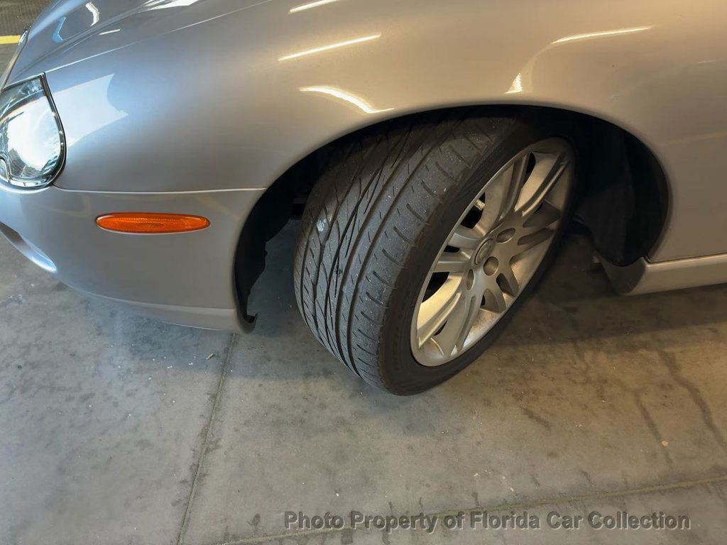 2005 Jaguar XK8 XKR Convertible 4.2L Supercharged - 22957397 - 14