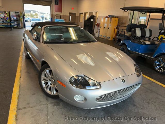 2005 Jaguar XK8 XKR Convertible 4.2L Supercharged - 22957397 - 1