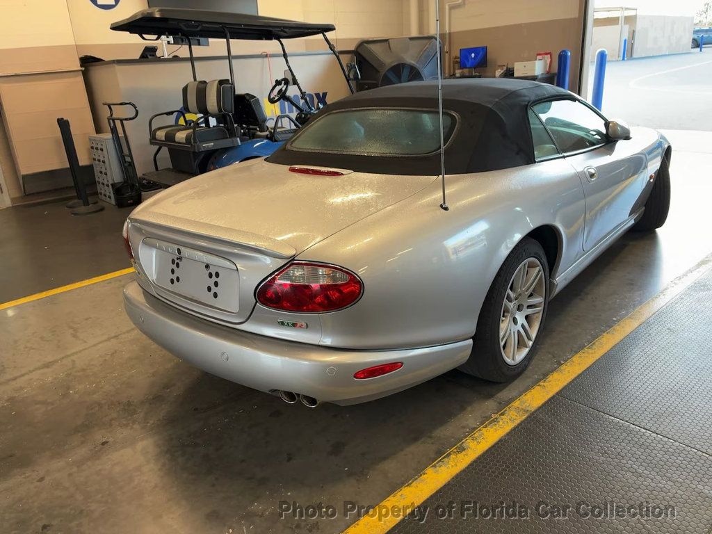 2005 Jaguar XK8 XKR Convertible 4.2L Supercharged - 22957397 - 3