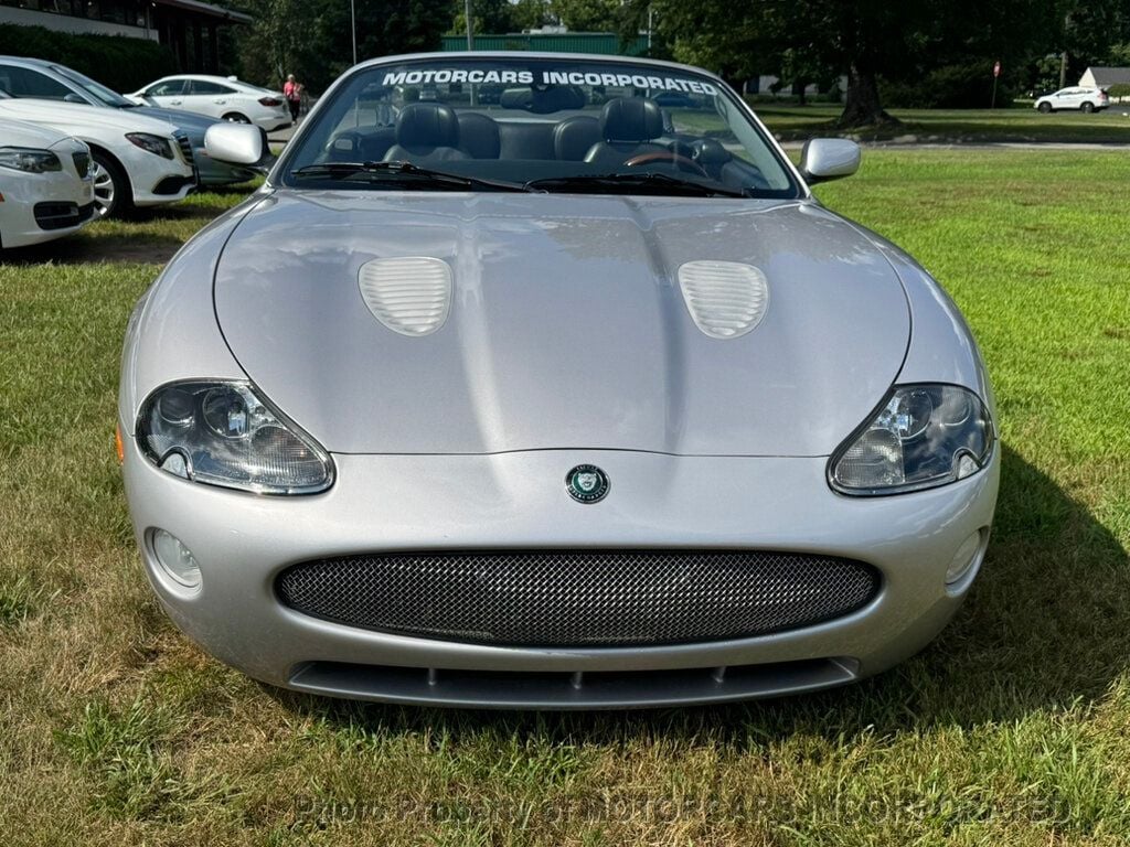 2005 Jaguar XK 8 Convertible XKR photo 3