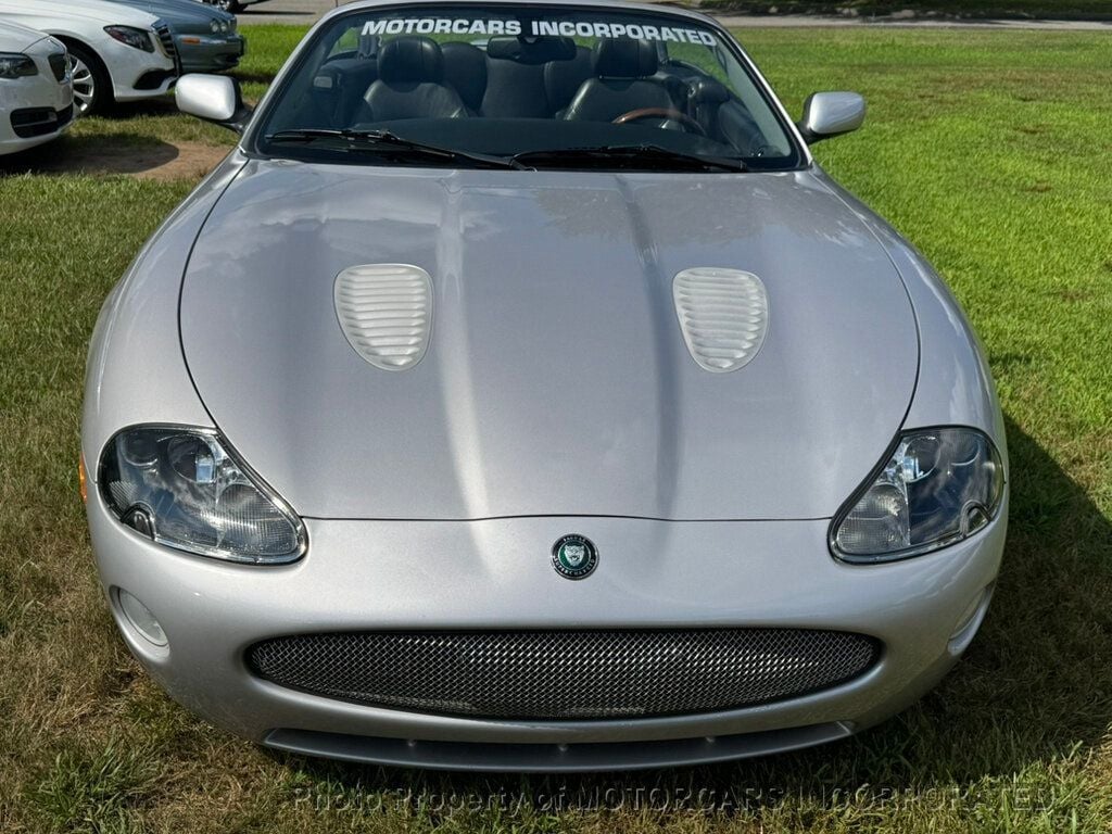 2005 Jaguar XK 8 Convertible XKR photo 4