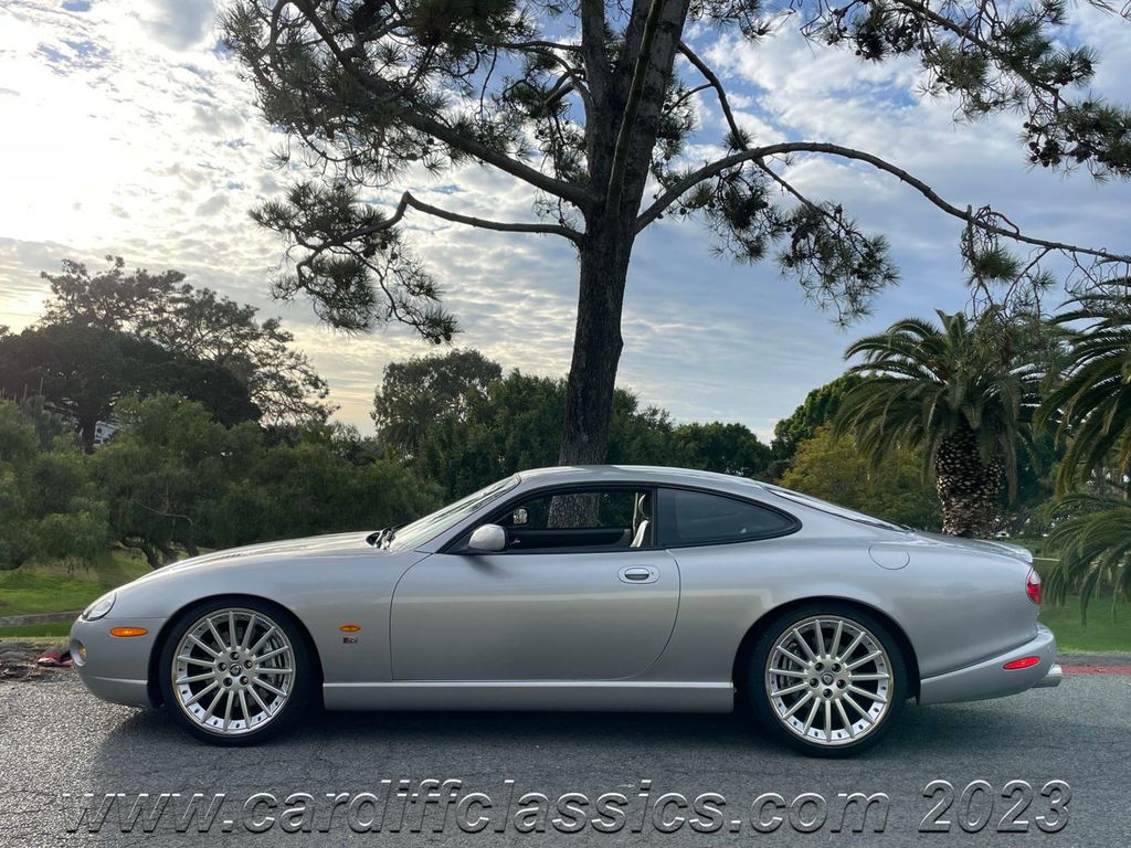 2005 Jaguar XKR Coupe  - 21755859 - 4