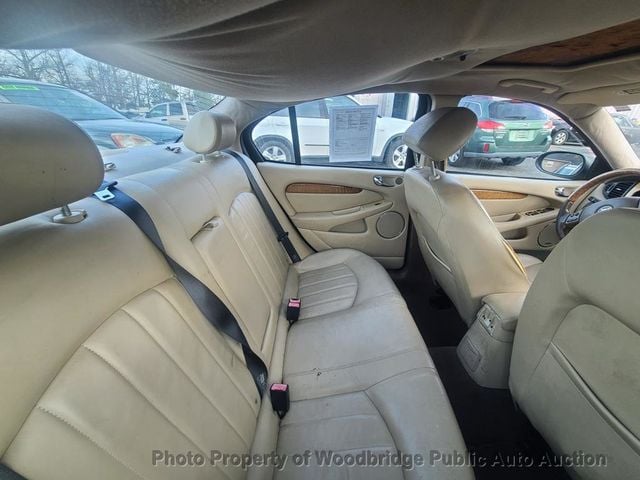 2005 Jaguar X-Type 4dr Sedan 3.0L - 22745124 - 6