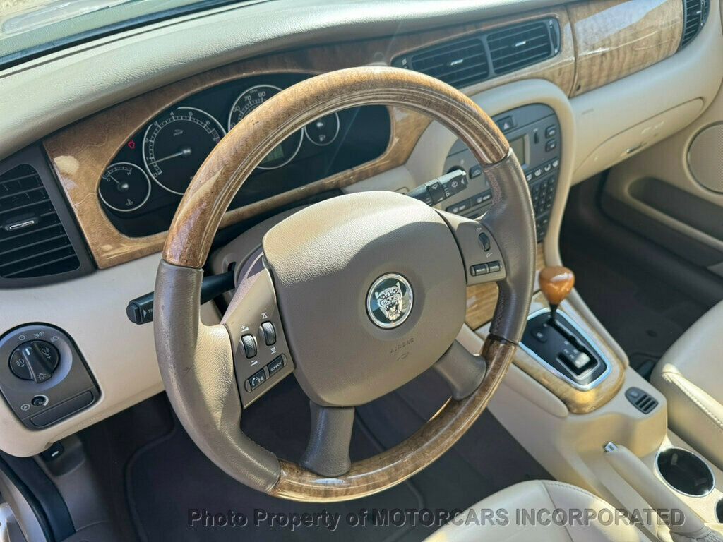 2005 Jaguar X-Type AWD 225H.P. FAST LITTLE SPORTS SEDAN! Also,only a ONE OWNER CAR! - 22823835 - 12