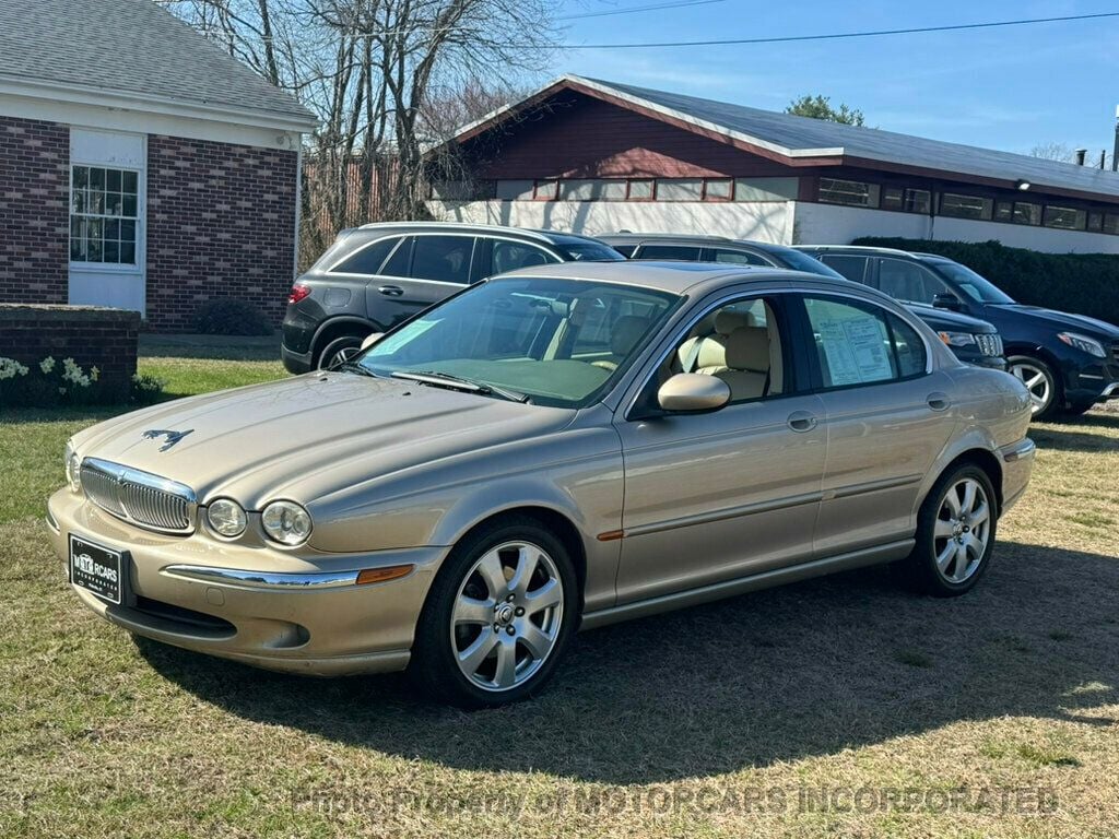 2005 Jaguar X-Type photo 4