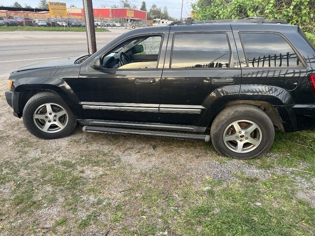 2005 Jeep Grand Cherokee 4dr Laredo 4WD - 22334266 - 2