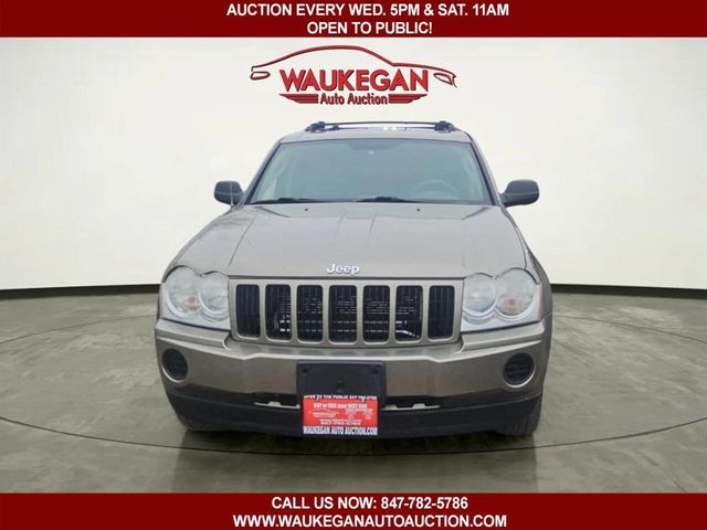 2005 Jeep Grand Cherokee 4dr Laredo 4WD - 22996725 - 1