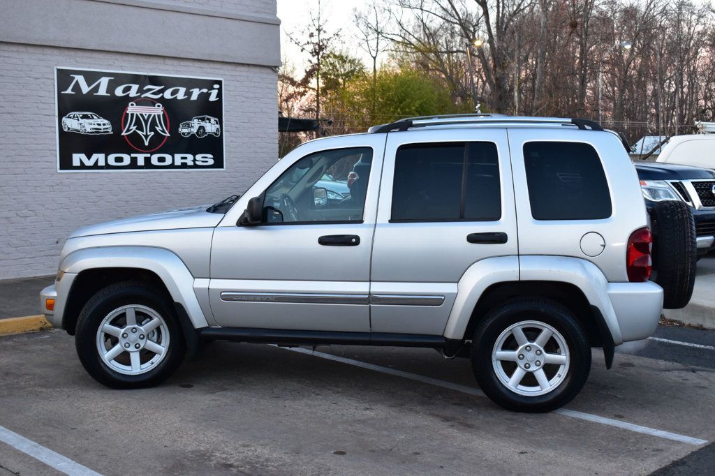 2005 Jeep Liberty Limited photo 3