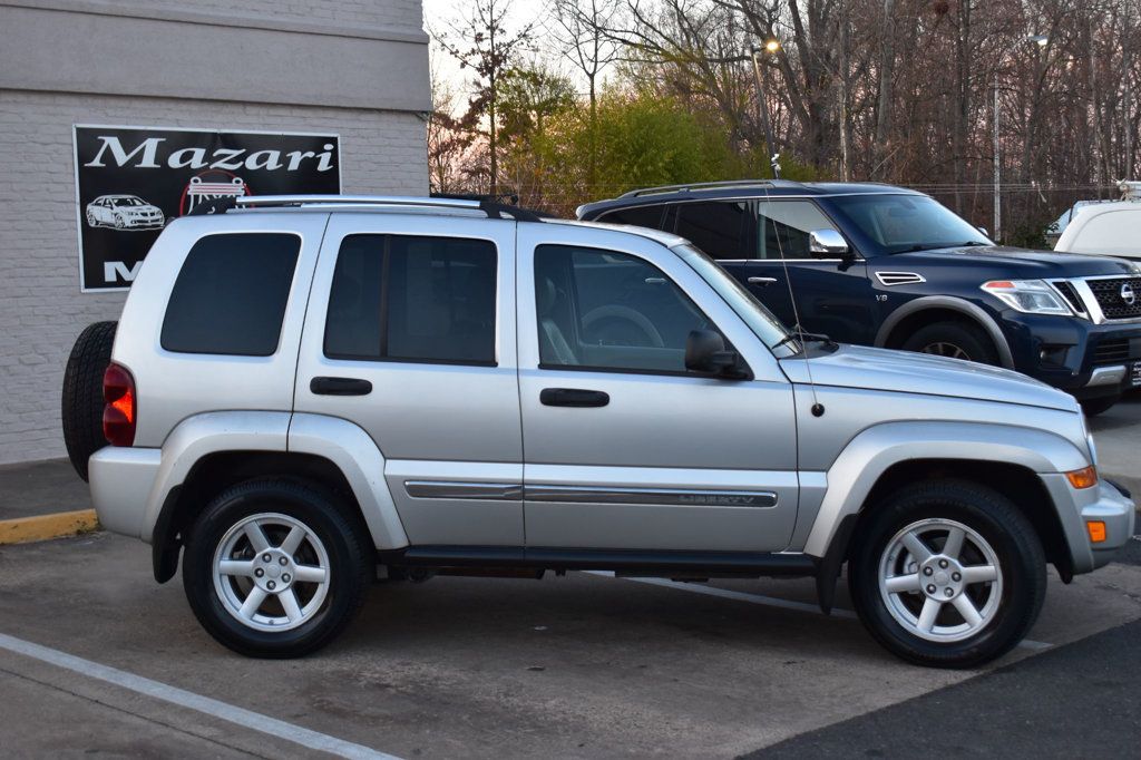 2005 Jeep Liberty Limited photo 4