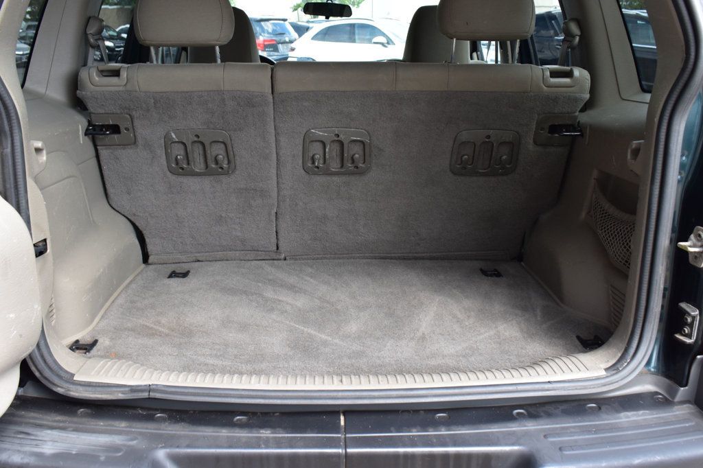 2005 Jeep Liberty 4dr Sport 4WD - 23084833 - 36