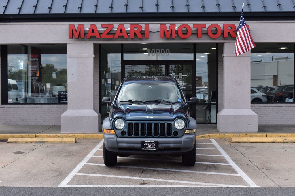 2005 Jeep Liberty 4dr Sport 4WD - 23084833 - 4