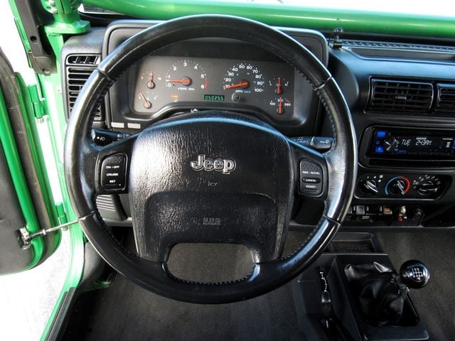 2005 Jeep Wrangler 2dr Rubicon - 22855598 - 23