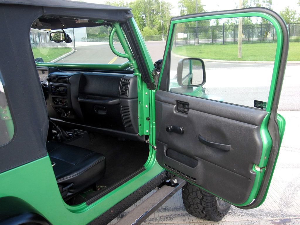 2005 Jeep Wrangler 2dr Rubicon - 22855598 - 28