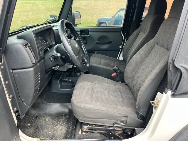 2005 Jeep Wrangler Lifted 2-Door 4x4 Convertible 6-Speed Off-Road Ready - 22994307 - 33
