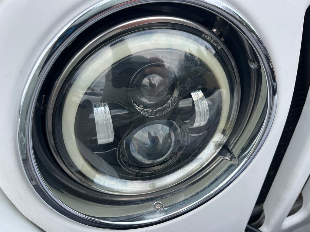 2005 Jeep Wrangler Lifted 2-Door 4x4 Convertible 6-Speed Off-Road Ready - 22994307 - 8