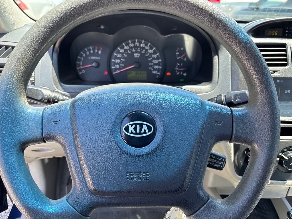 2005 Kia Spectra 4dr Sedan EX Automatic - 23034995 - 4