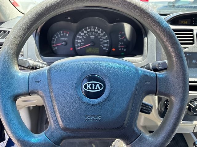 2005 Kia Spectra EX AT's photo