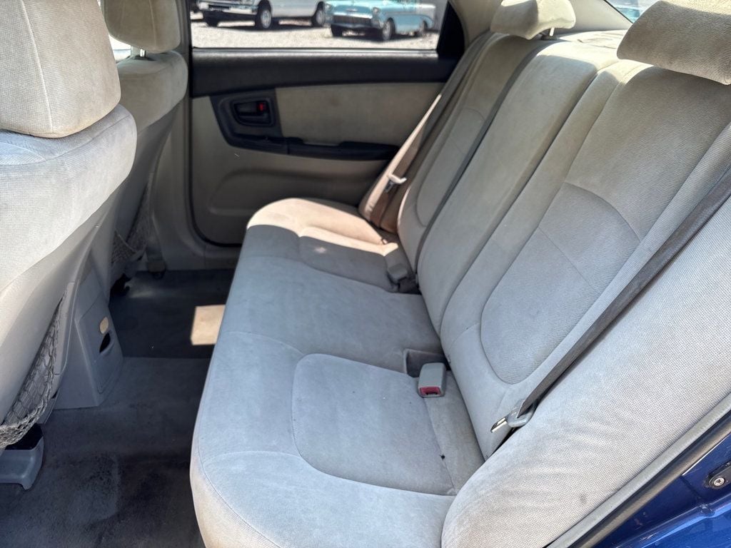 2005 Kia Spectra 4dr Sedan EX Automatic - 23034995 - 8