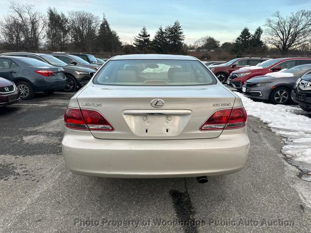 2005 Lexus ES 330 4dr Sedan - 22749806 - 2