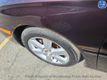 2005 Lexus ES 330 4dr Sedan - 23052391 - 5
