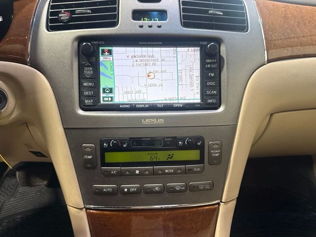 2005 Lexus ES 330 4dr Sedan - 23024578 - 13