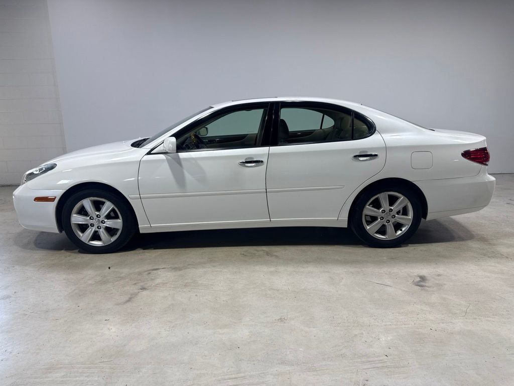 2005 Lexus ES 330 4dr Sedan - 23024578 - 2