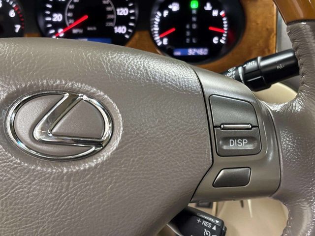 2005 Lexus ES 330 4dr Sedan - 23018675 - 28