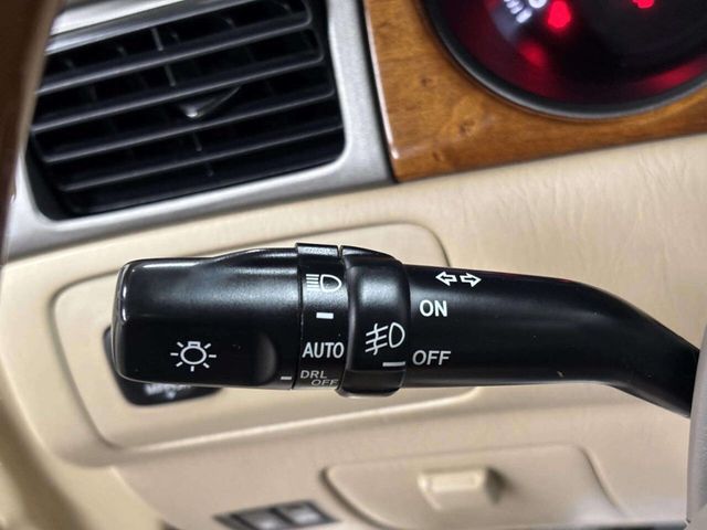 2005 Lexus ES 330 4dr Sedan - 23018675 - 29