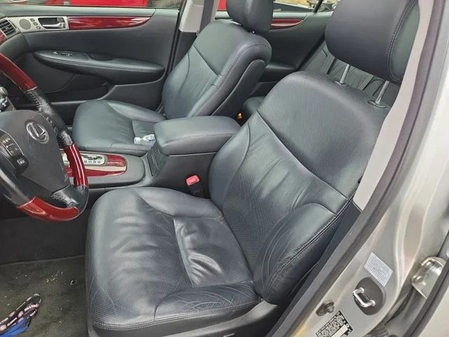 2005 Lexus ES 330 4dr Sedan - 23036046 - 5