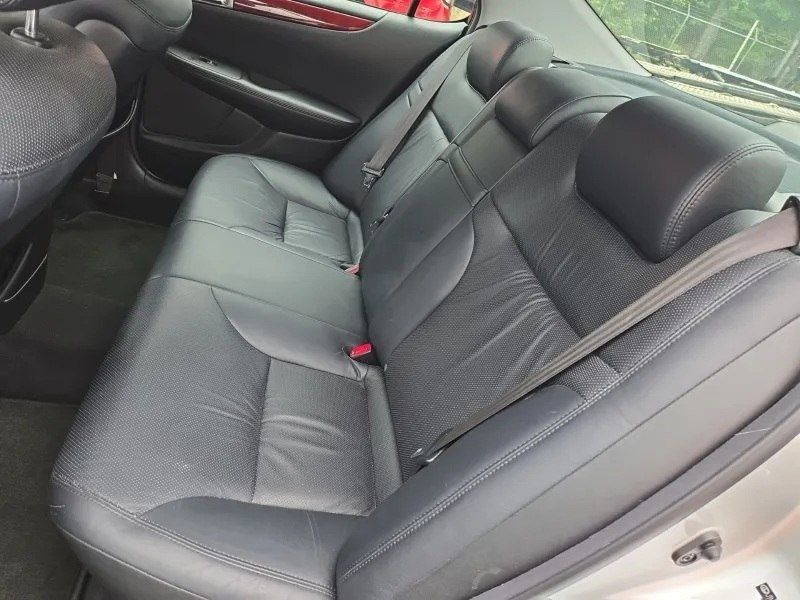 2005 Lexus ES 330 4dr Sedan - 23036046 - 6