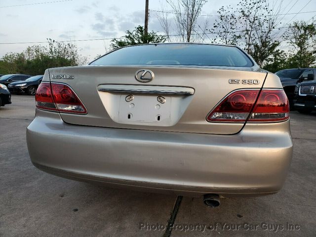 2005 Lexus ES 330 4dr Sedan - 22810767 - 12