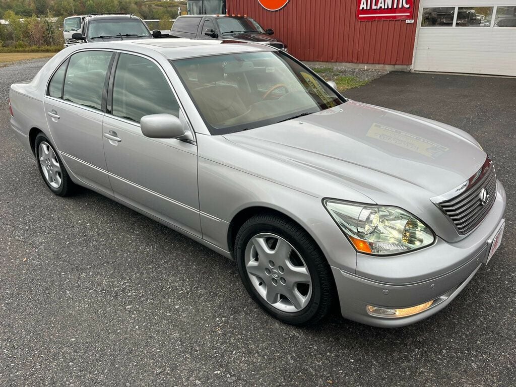 2005 Lexus LS 430 photo 2