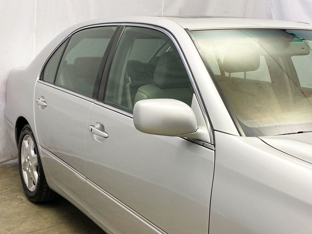 2005 Lexus LS 430 photo 7