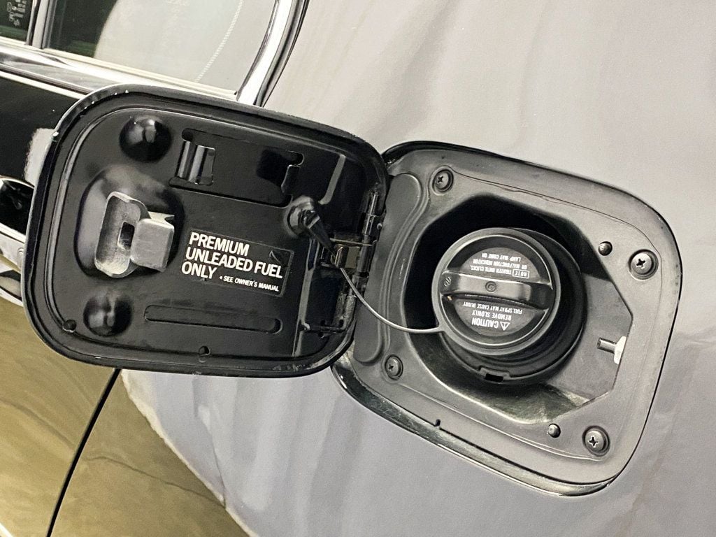 2005 Lexus LS 430 4dr Sedan - 22932278 - 13