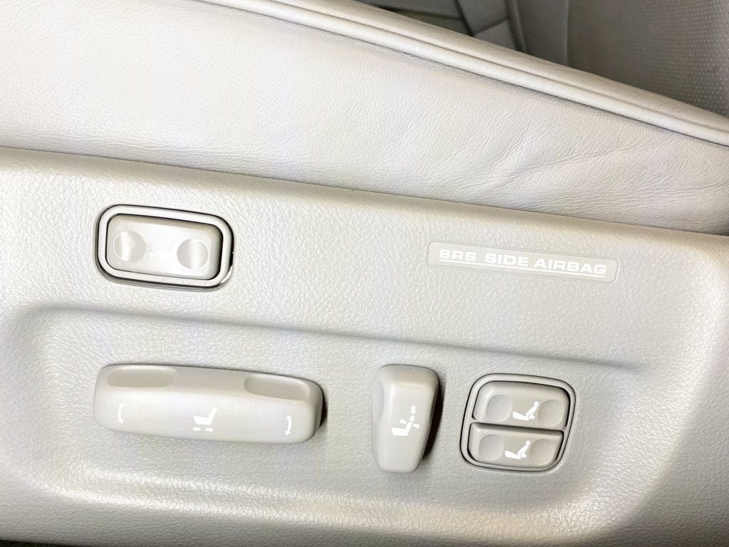 2005 Lexus LS 430 4dr Sedan - 22932278 - 17