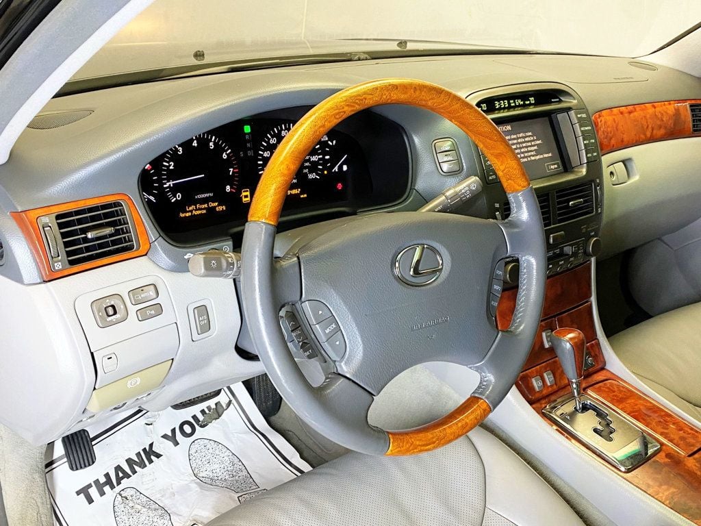 2005 Lexus LS 430 4dr Sedan - 22932278 - 18