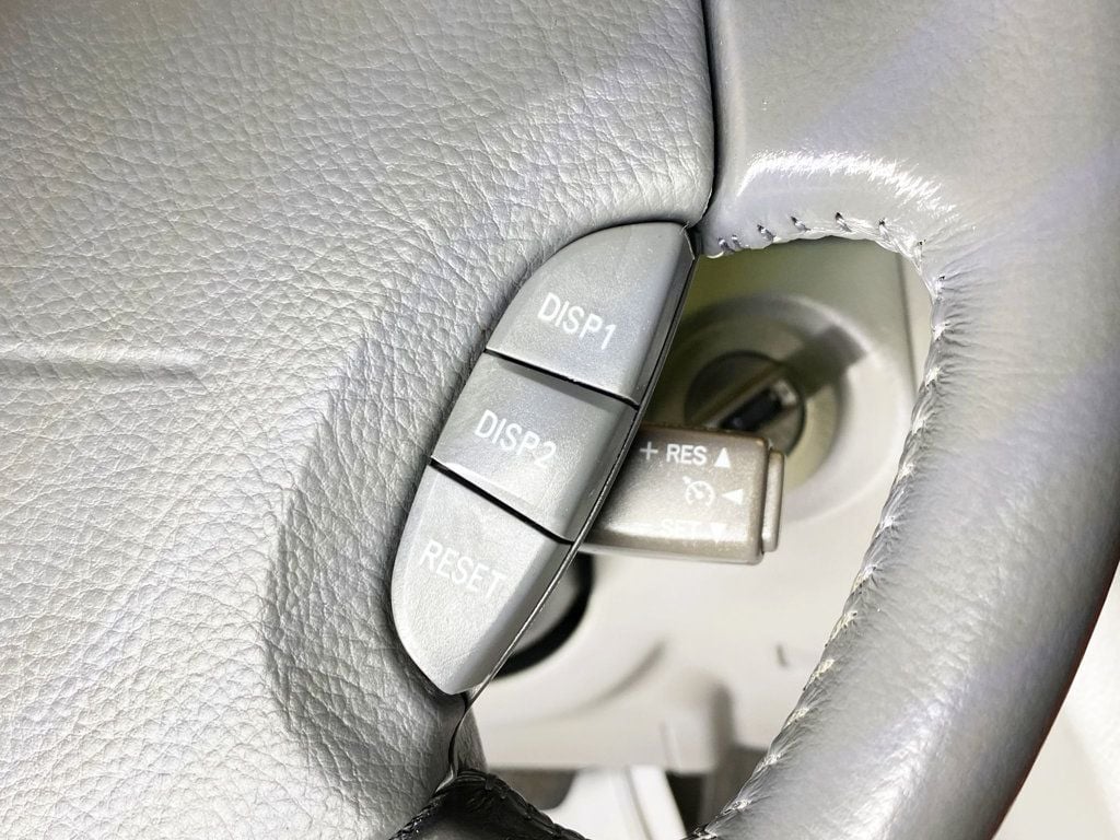 2005 Lexus LS 430 4dr Sedan - 22932278 - 23