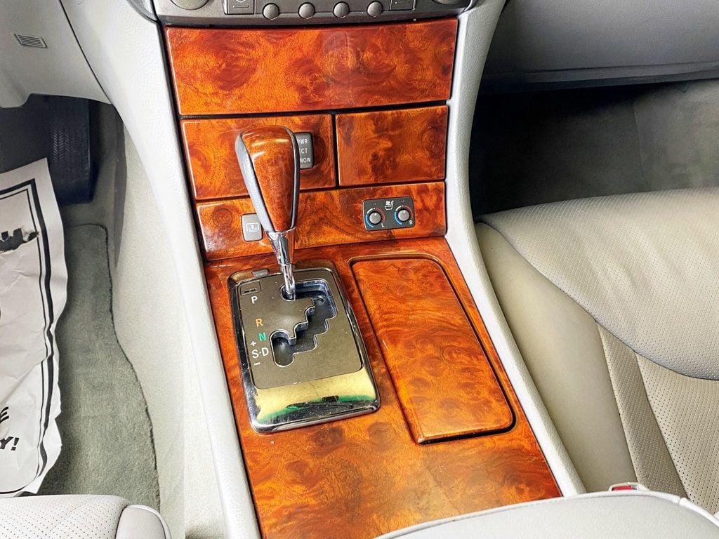 2005 Lexus LS 430 4dr Sedan - 22932278 - 32