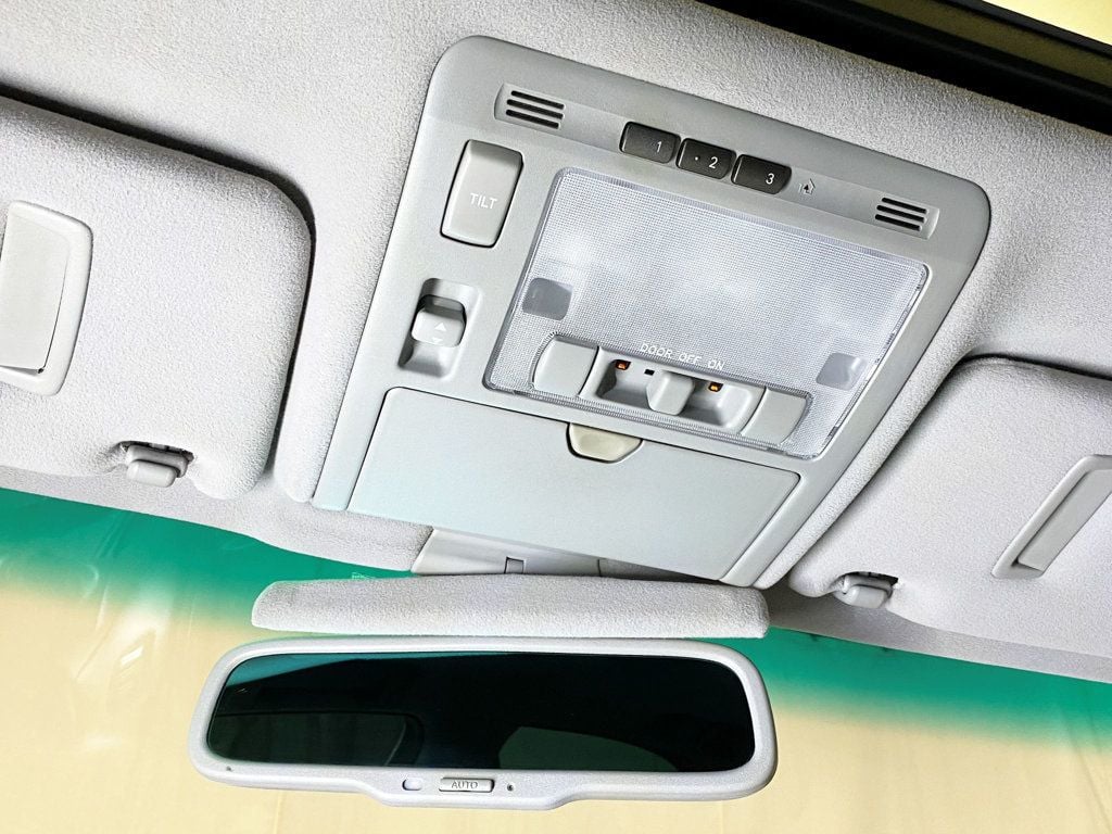 2005 Lexus LS 430 4dr Sedan - 22932278 - 41